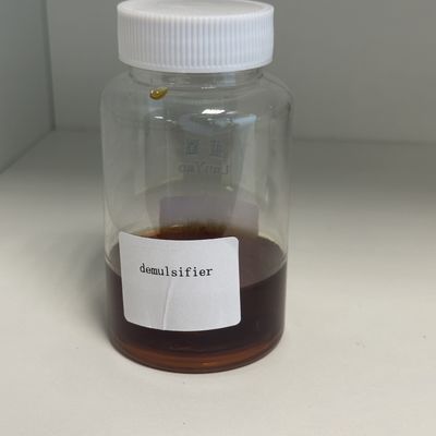 Industri Demulsifier Pemisahan Air Limbah Cair Pengolahan Air Bahan Kimia Dehidrasi Agen Emulsifier