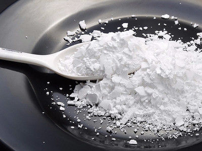 2.15 G/cm3 Densitas Desiccant Powder Untuk Pengelolaan Kelembaban yang Efektif Di Lingkungan Industri